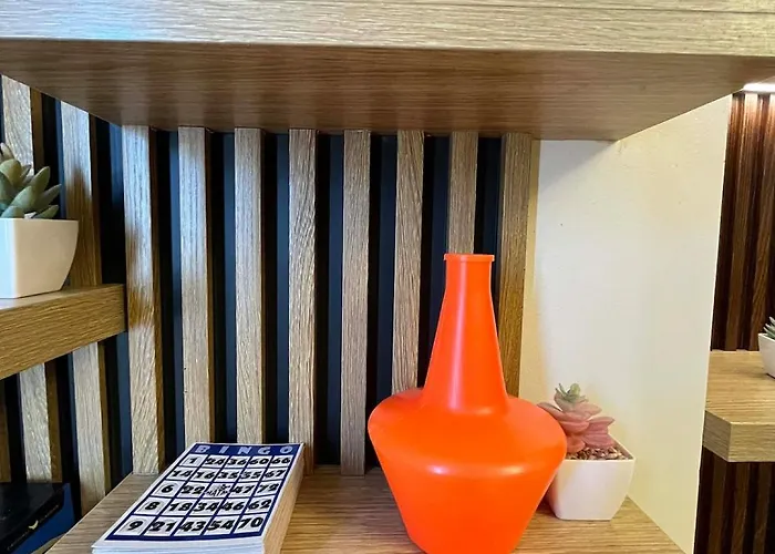 Honeys Cosy Modern Unit Near Lahug It Park With Pool,sauna And Gym Apartment