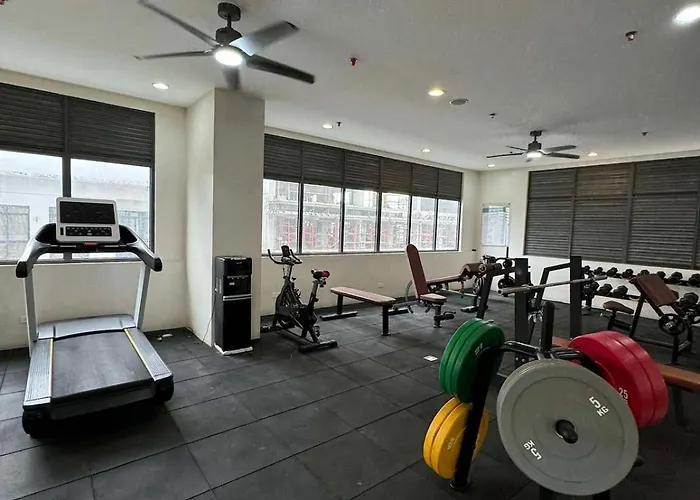Honeys Cosy Modern Unit Near Lahug It Park With Pool,sauna And Gym *